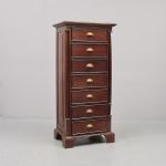 1202 3053 CHEST OF DRAWERS